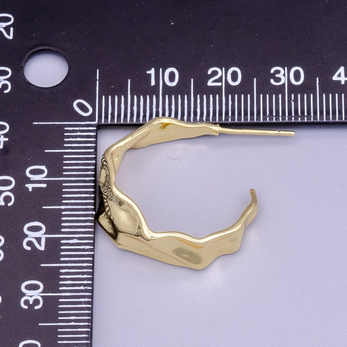 16K Gold Filled 25.5mm Hammered Abstract C-Shaped Hoop Earrings | AE053