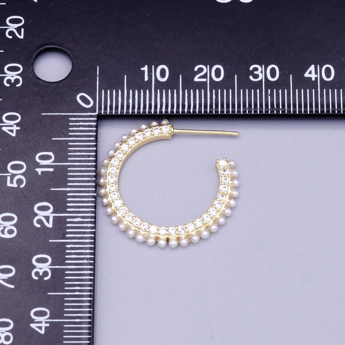 16K Gold Filled 25mm White Pearl Clear CZ Lined C-Shaped Hoop Earrings Set | AD1308