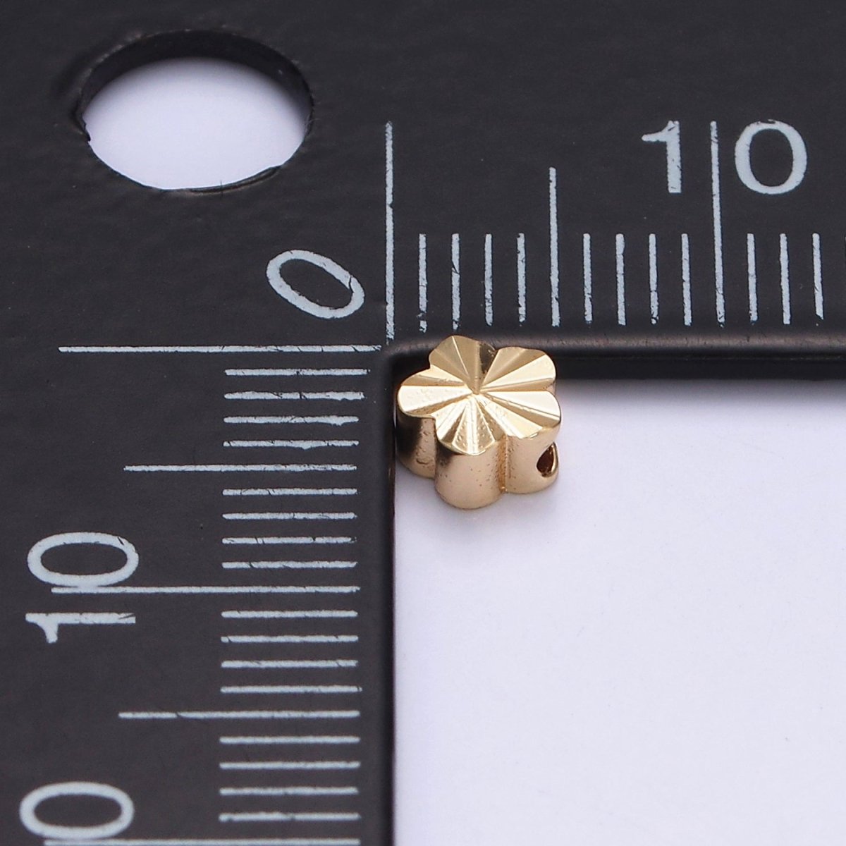 16K Gold Filled 5mm Sunburst Flower Bead | B-839