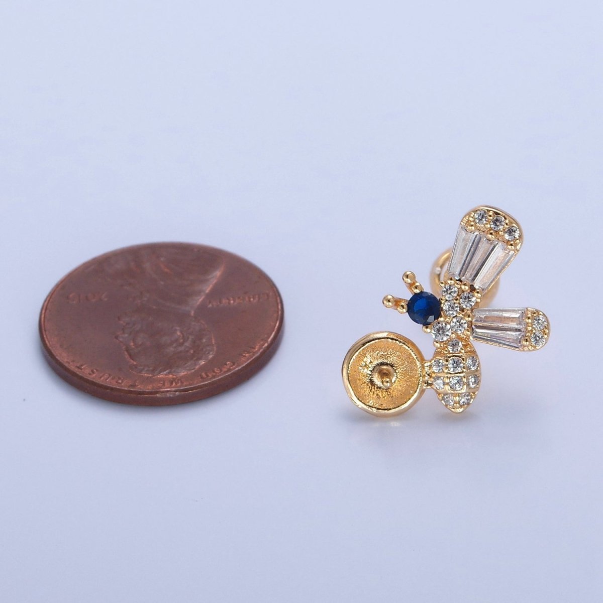 16K Gold Filled Gold Bee Stud Earrings • Honey Bee Queen Bee Bumble Bee Jewelry Supply Component For Earrings Making T-358