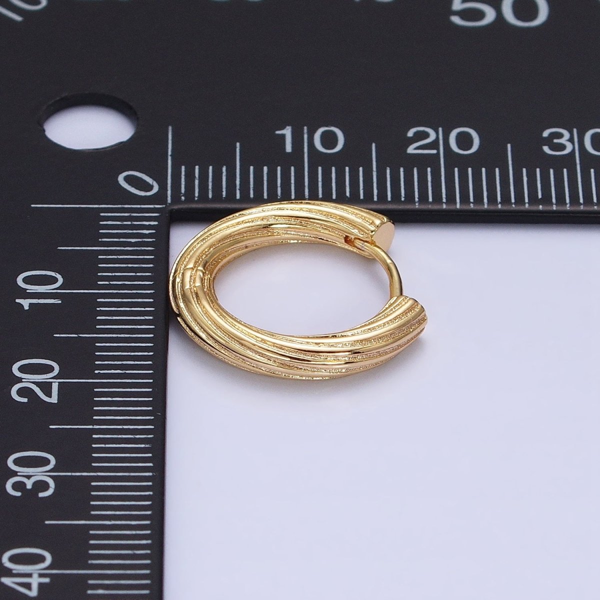 16K Gold Filled Line-Textured Twisted 17mm Endless Hoop Earrings | AD1293