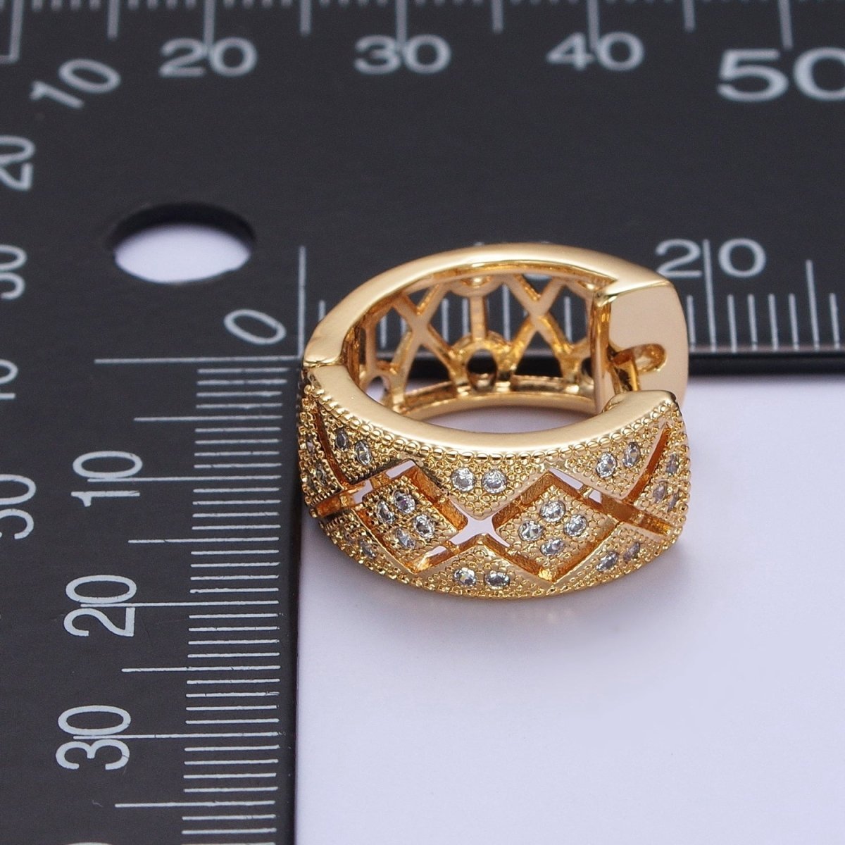 16K Gold Filled Micro Pave Cubic Zirconia Rhombus Wide Huggie Hoop Earrings | AD-500