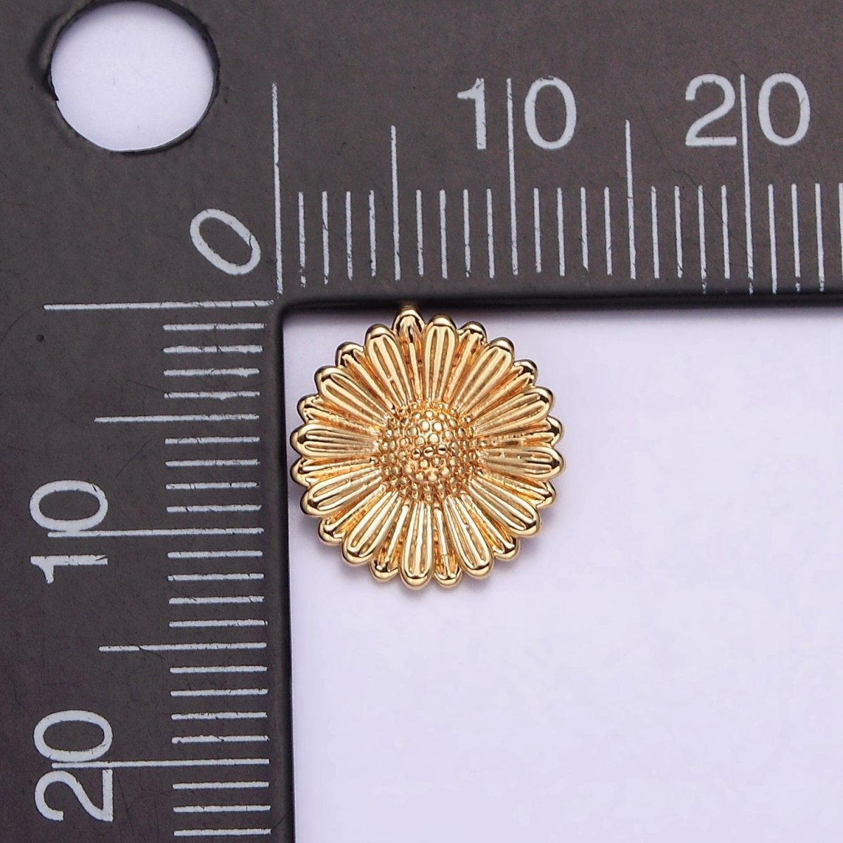 16K Gold Filled Sunflower Textured Round Pendant | AA603