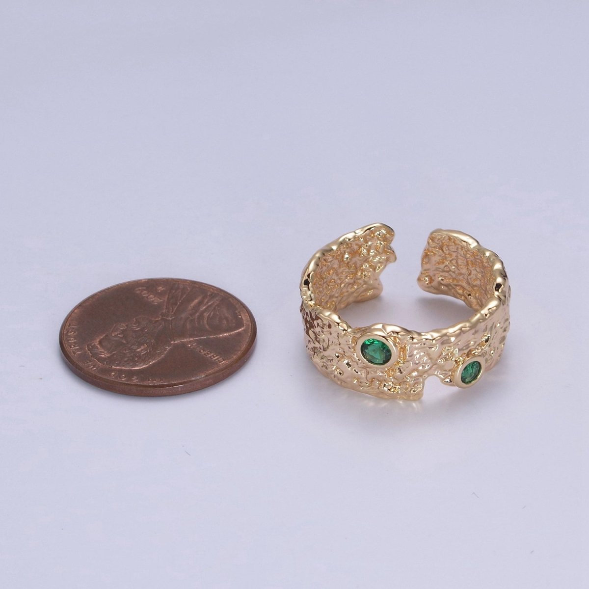 16K Gold Filled Textured Abstract Emerald Green Crystal Zirconia CZ Hammered Ring U-238
