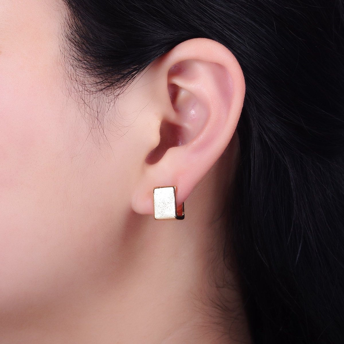 16K Gold Filled Wide Boxy Geometric Rectangular Huggie Earrings | AD-1235