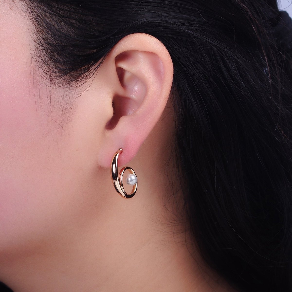 18K Gold Filled Curled Band Pearl Geometric J-Shaped Hoop Earrings | AD1448
