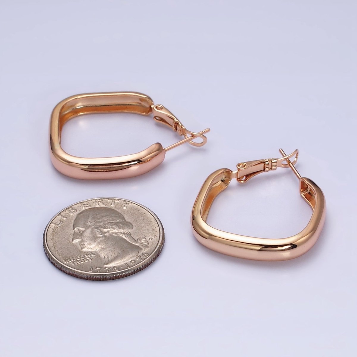 18K Gold Filled Geometric Boxy Block Latch Hoop Earrings | AD1365
