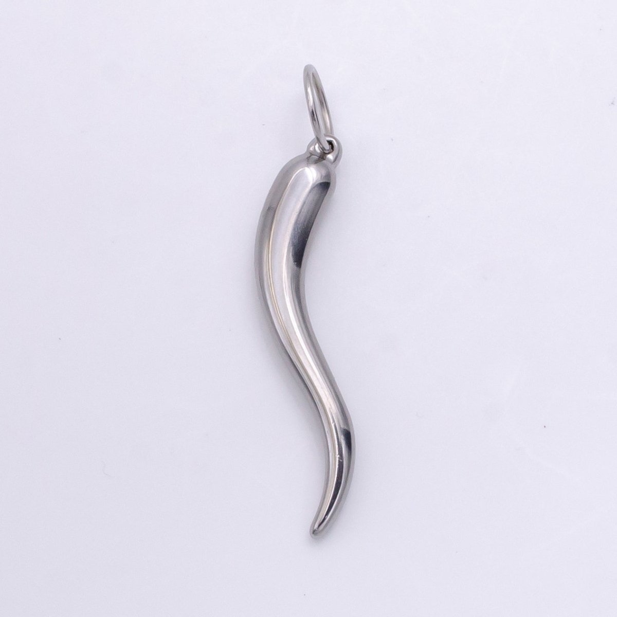 18K Gold Filled Italian Horn Charm Cornicello cornetto Good Luck Protection Amulet Pendant for Necklace Jewelry Making Supplies  E-659 E-660 J-661