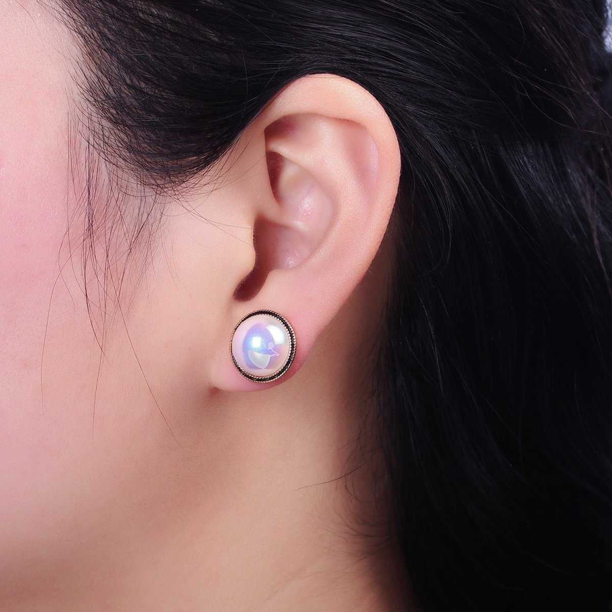 18K Gold Filled Rounded Pearl Black Enamel Stud Earrings | AD1453