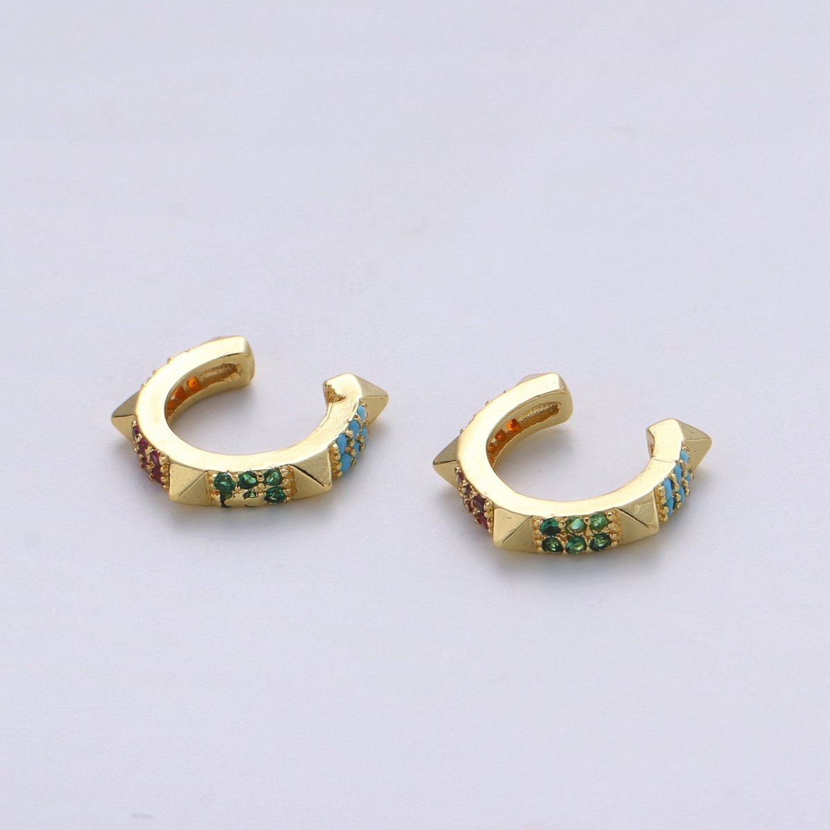 1x Dainty Pyramid Spikes Conch Ear Cuff Earrings Studded Gold Spike Earcuff Earring AI-104
