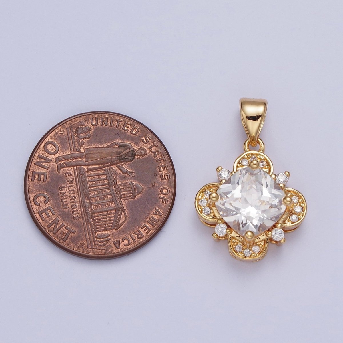 24K Gold Filled Four Leaf Lucky Clover with Clear Cubic Zirconia CZ Pendant For Jewelry Making X-450