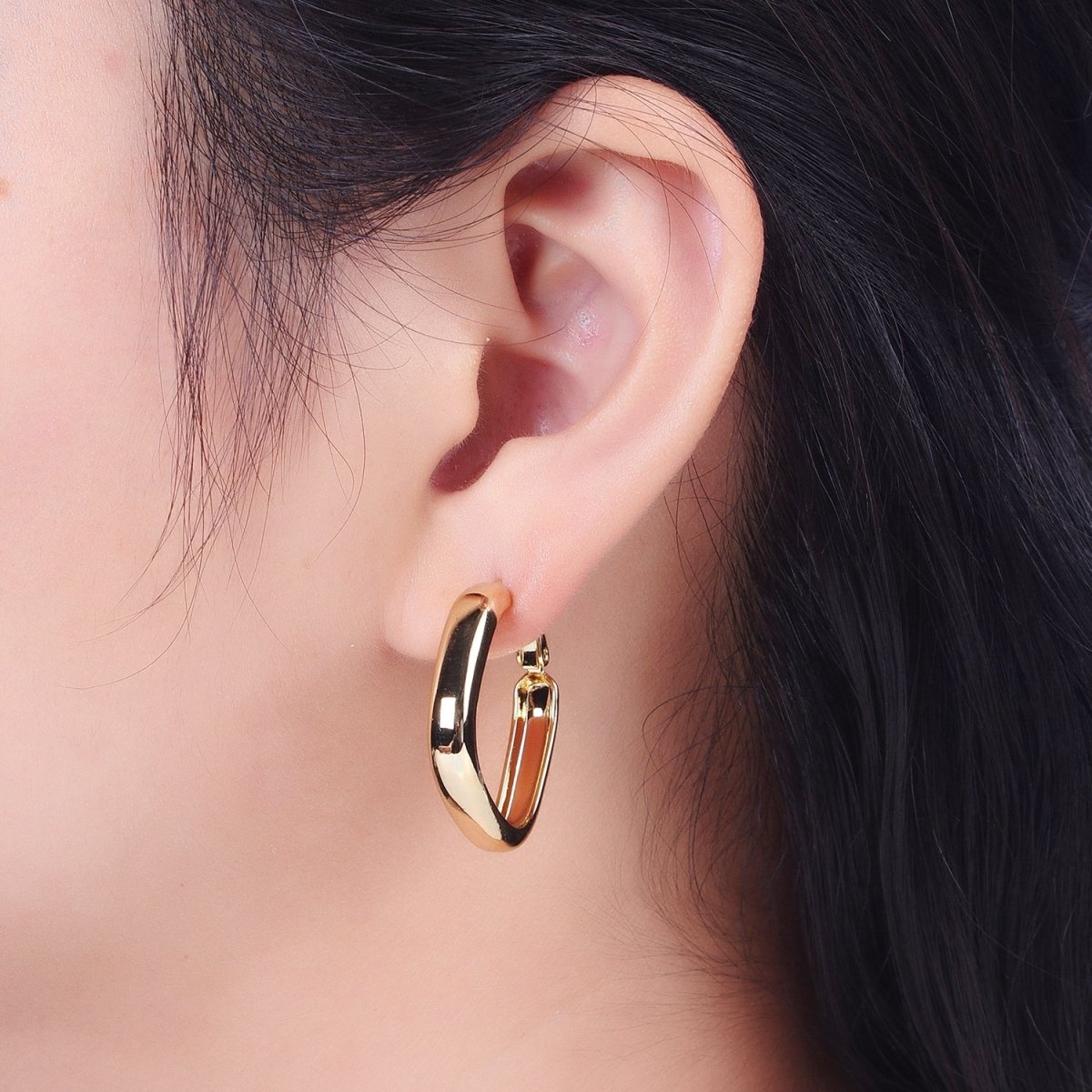 24K Gold Filled Geometric Boxy Block Latch Hoop Earrings | AD-287