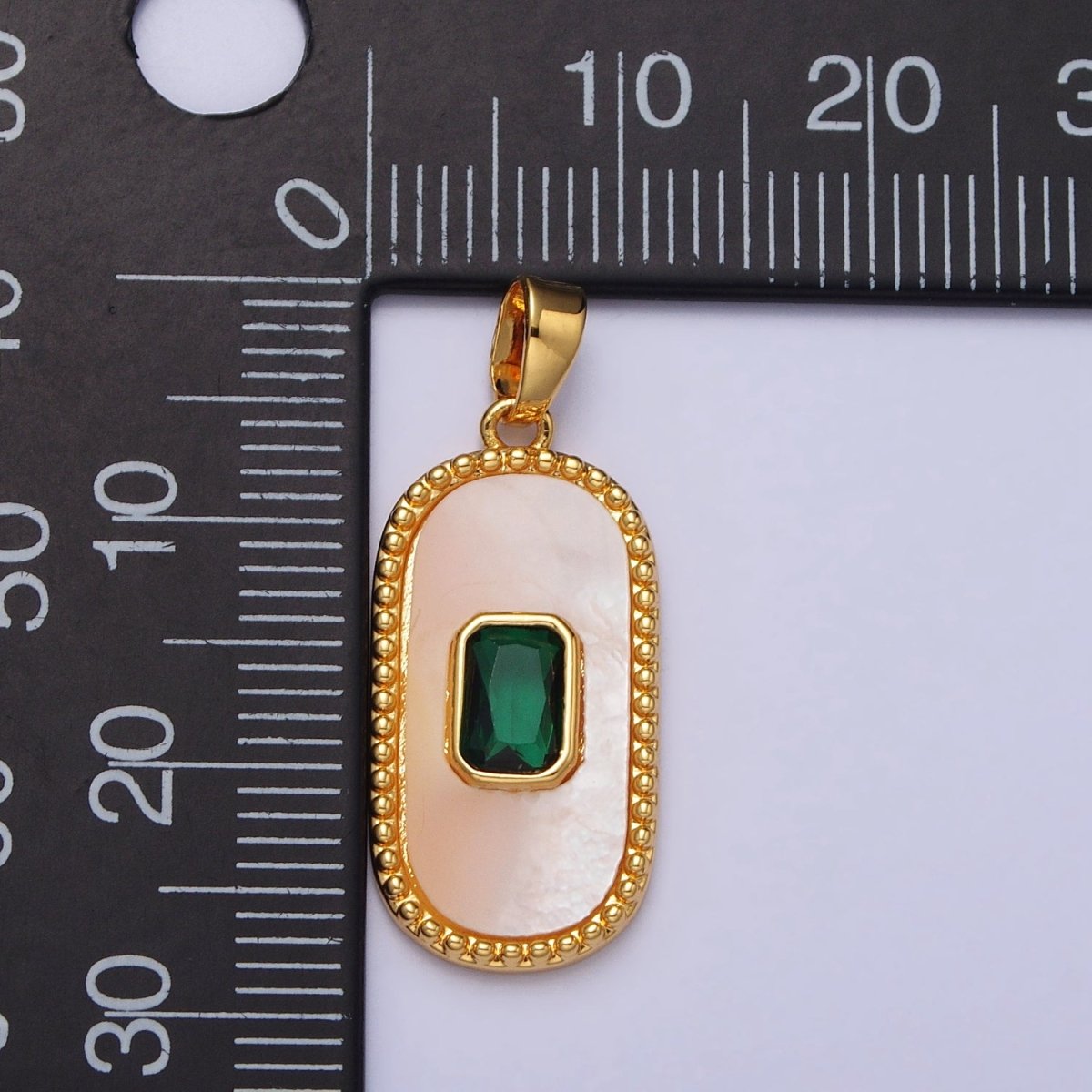 24K Gold Filled Green Baguette CZ Shell Pearl Oblong Beaded Pendant | AA111