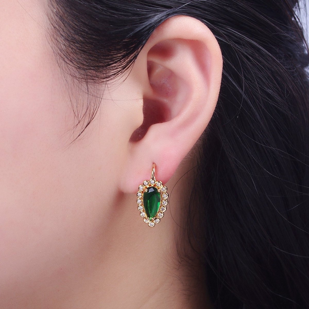 24K Gold Filled Green Teardrop Cubic Zirconia Hook Earrings Q-030