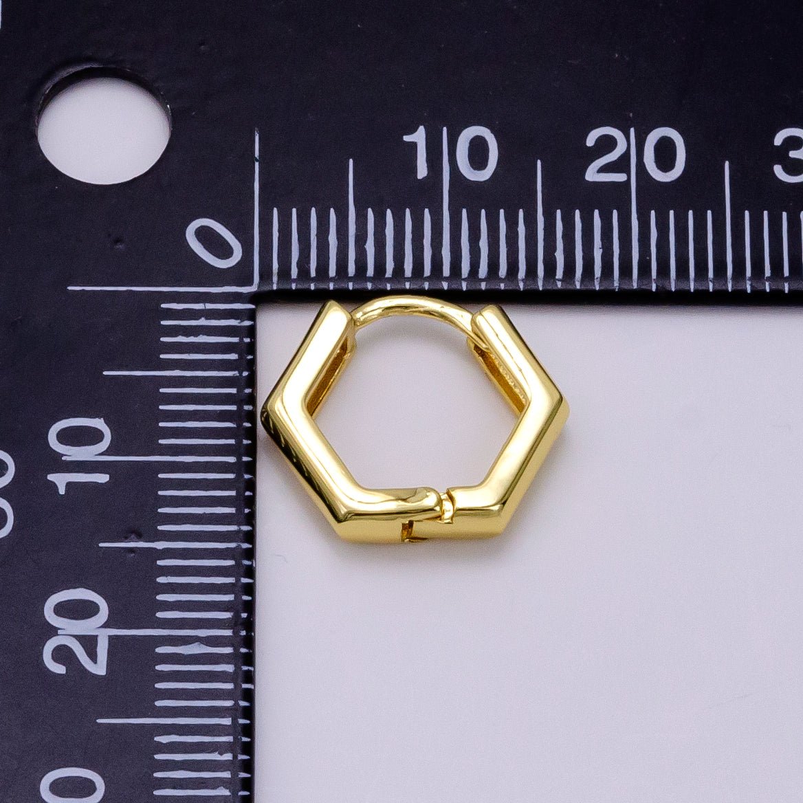 24K Gold Filled Hexagon Huggie Hoop Earrings Q-215