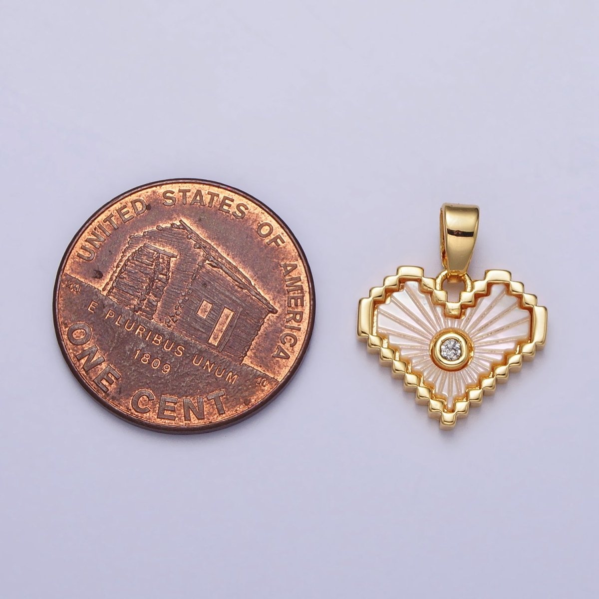 24K Gold Filled Stripped Shell Pearl CZ Heart Pendant | AA108