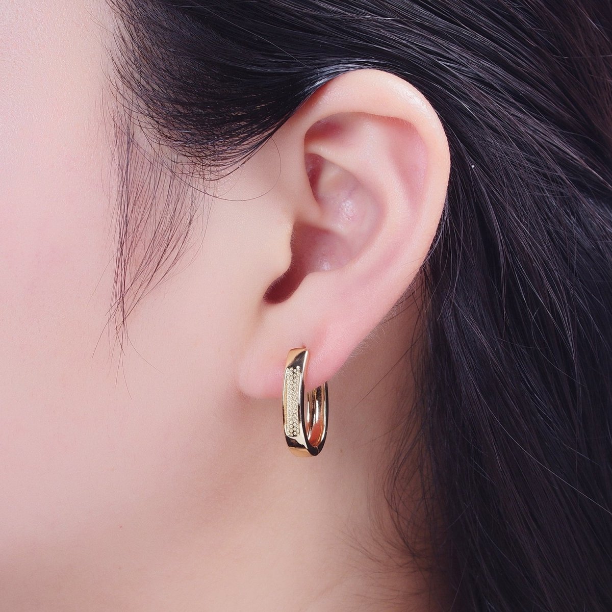 24K Gold Filled Textured Dotted U Shaped Huggie Oblong Hoop Earrings T-039