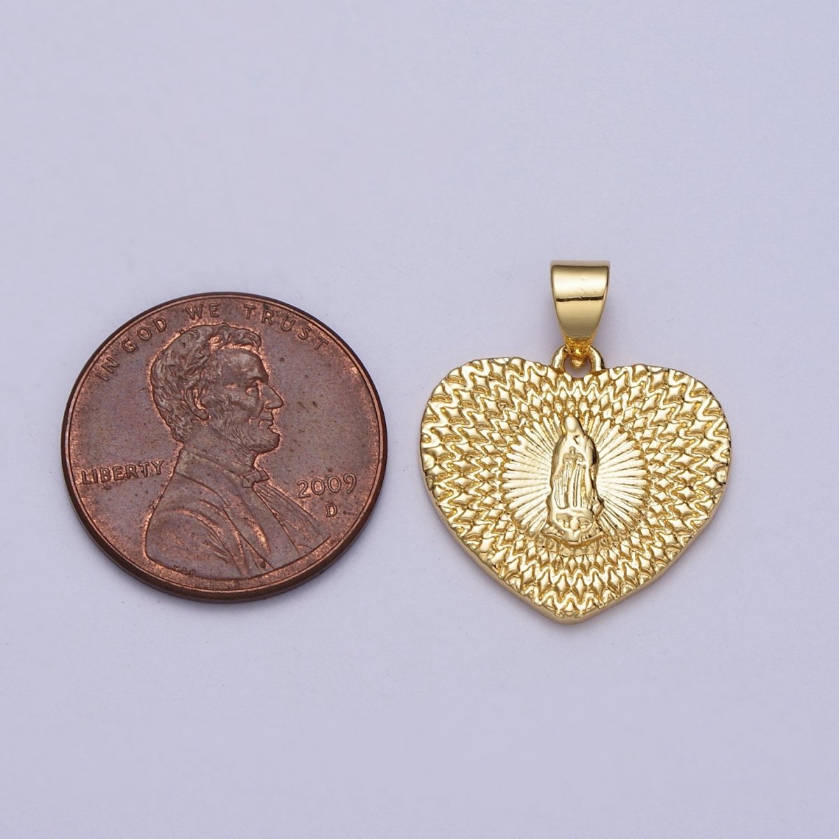 24K Gold Filled Virgin Mother Mary Sunburst Textured Heart Pendant H-413