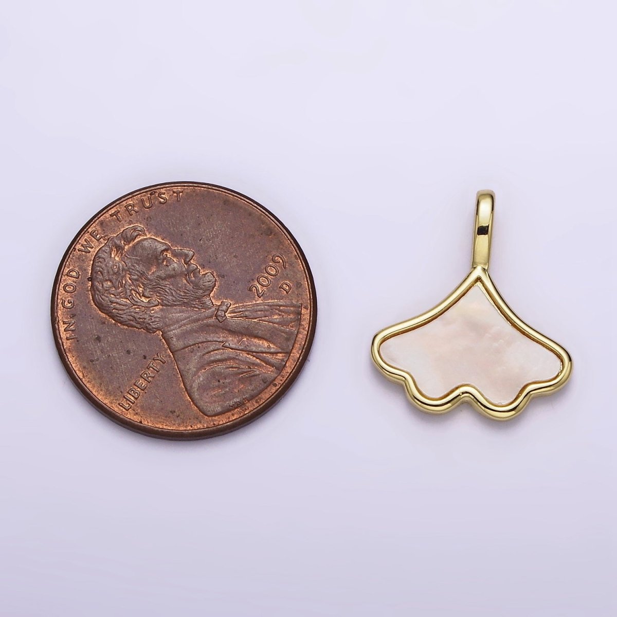 24K Gold Filled White Shell Pearl Clam Sea Shell Charm | AC1425