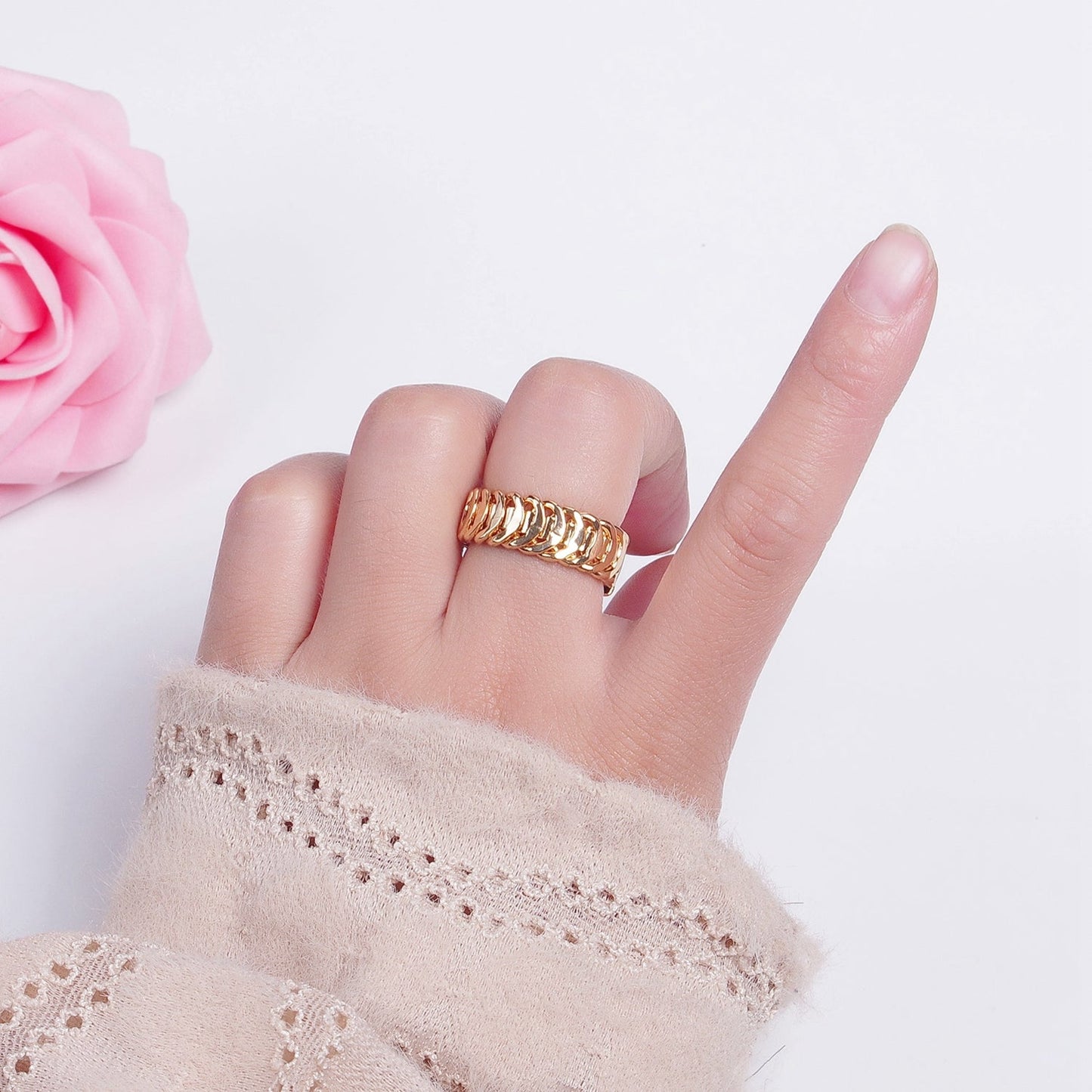 Minimalist Gold Unique Curb Chain Link Adjustable Ring O-477