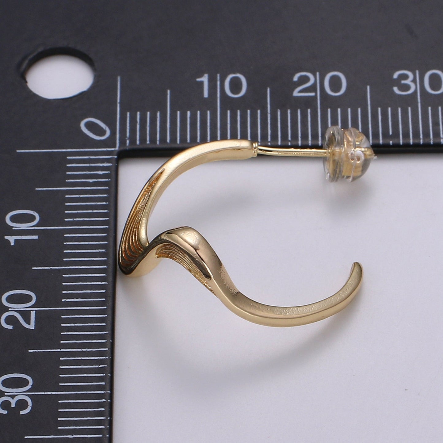 Wind and Wave Design 18K Gold Stud Earring, Rose Gold Wavy Earring, Modern design for DIY Earring Craft Supply Jewelry Making Q-448