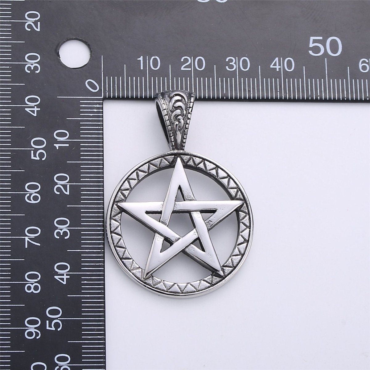 Antique Silver Star Pentacle - Wicca Jewelry Vintage Pendant - Medallion Pentagram Pendant Necklace Component J-702