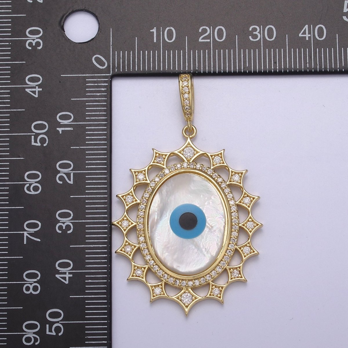 Big Bold Evil Eye Medallion Gold Filled Cubic Zirconia Mother Of Pearl Greek Eye Pendant Necklace for Amulet Jewelry Making N-560