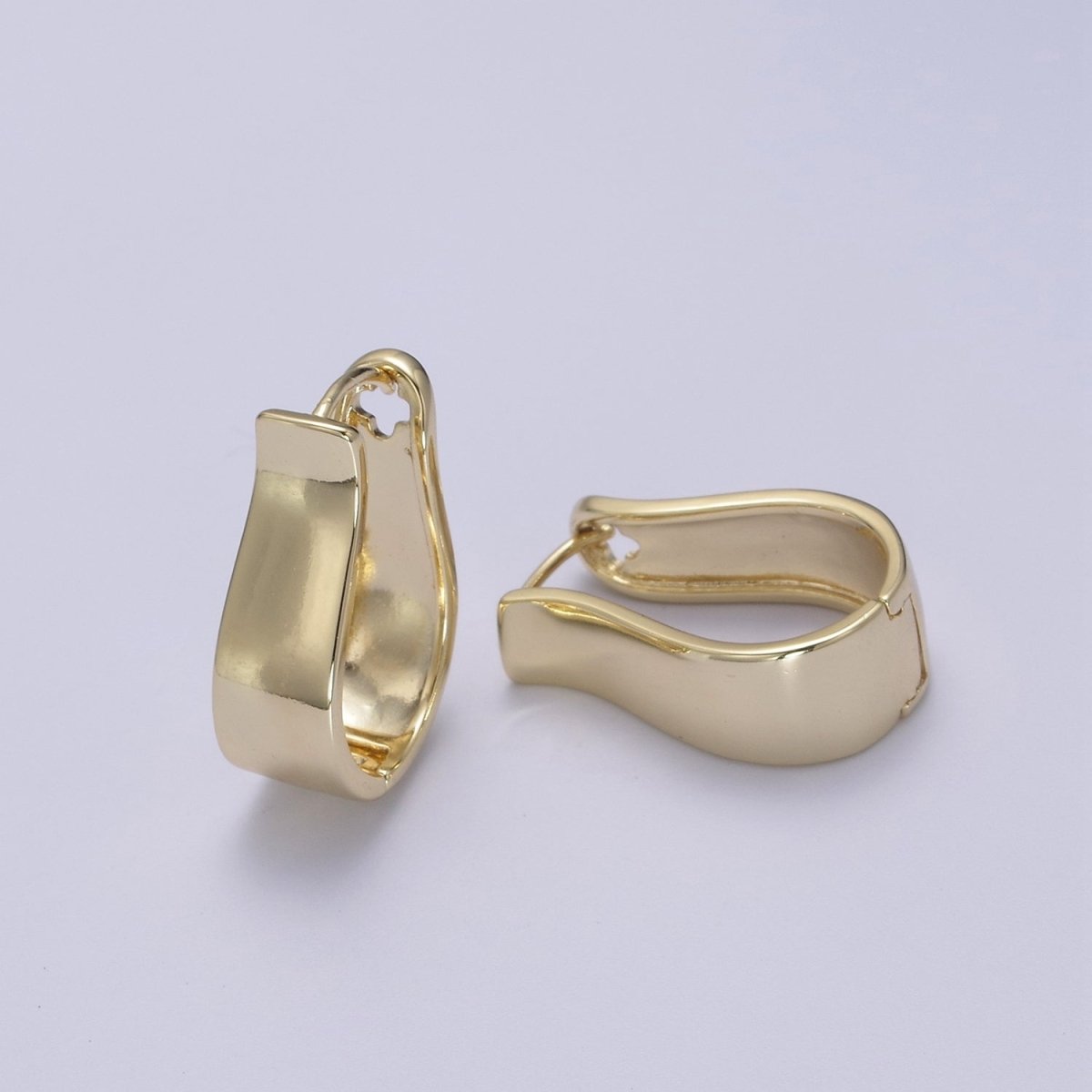 Bold Horseshoe Hoops, Lightweight Gold Oval Hoops, Minimalist Oval Hoops, Simple Gold Oval Hoops, Gold Geometrical Hoops Gold filled T-291