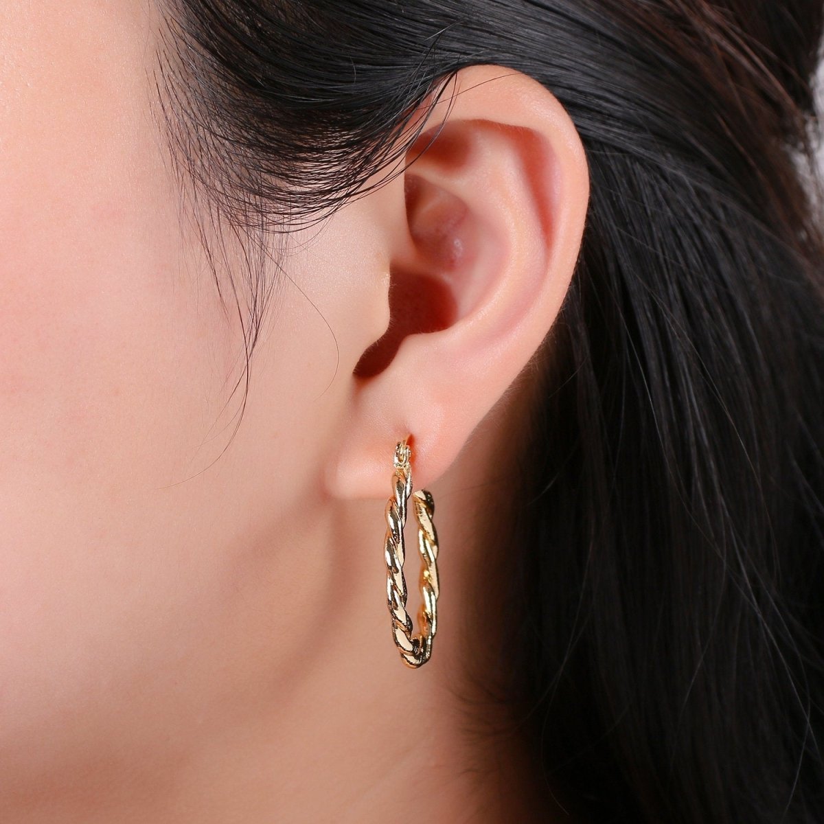 Bold Twisted Hoops in Gold • Minimalist Earrings • Modern Thick Hoops • Perfect Gift for Her Statement Hoops Earring in Vermeil 30mm Hoops Q-237