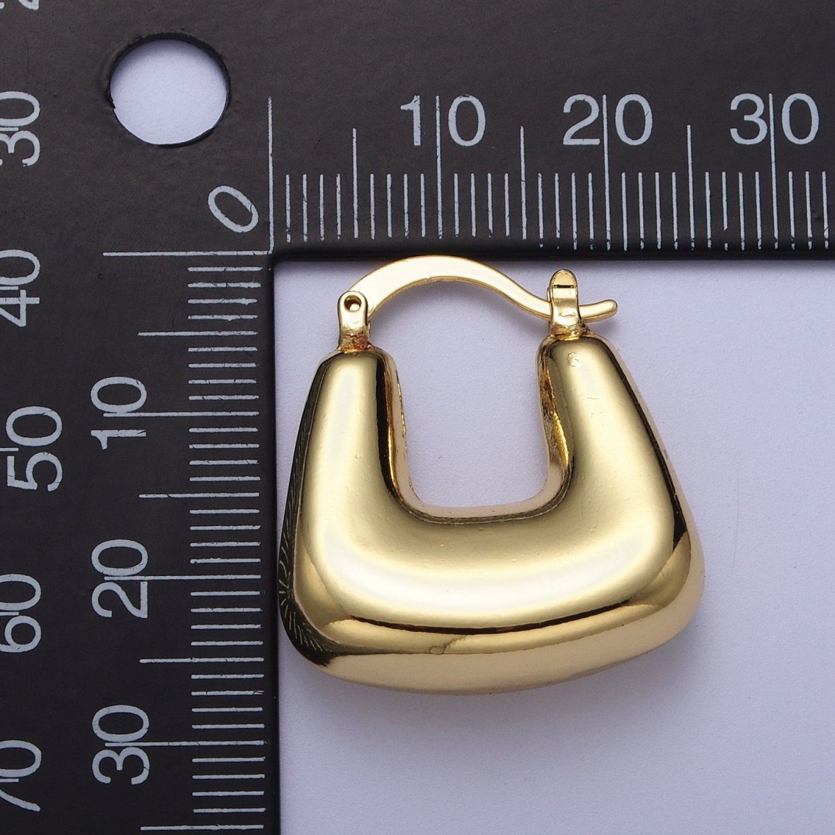 Chubby Boxy U-Shaped Latch Earrings in Gold & Silver | AB041 AB042