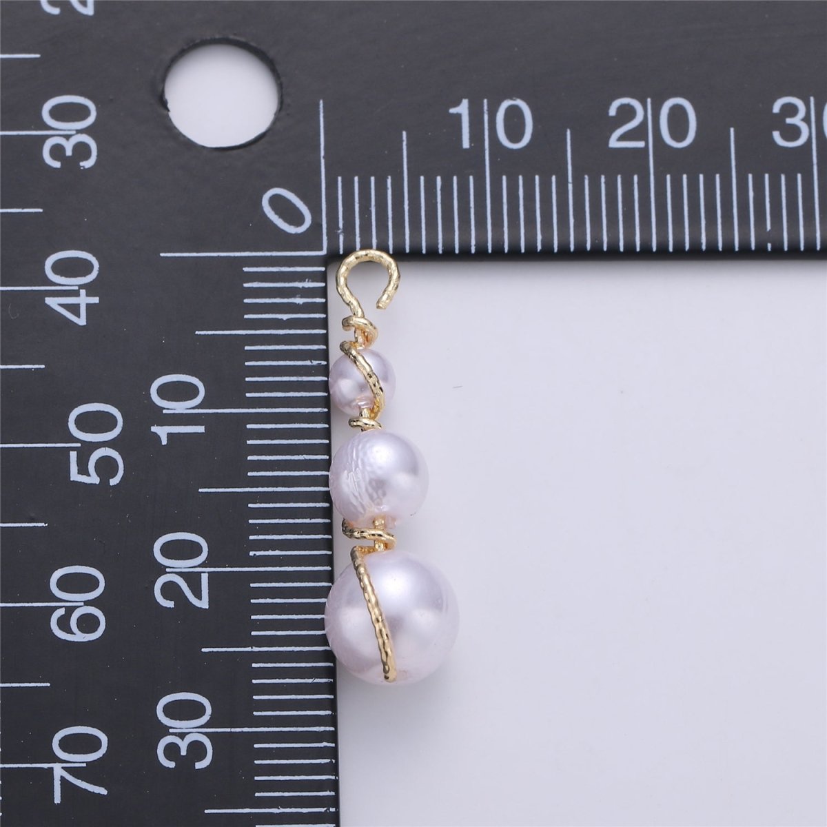 Clearance! Gold Hand Wired Faux Pearl Pendant for DIY Necklace E-492