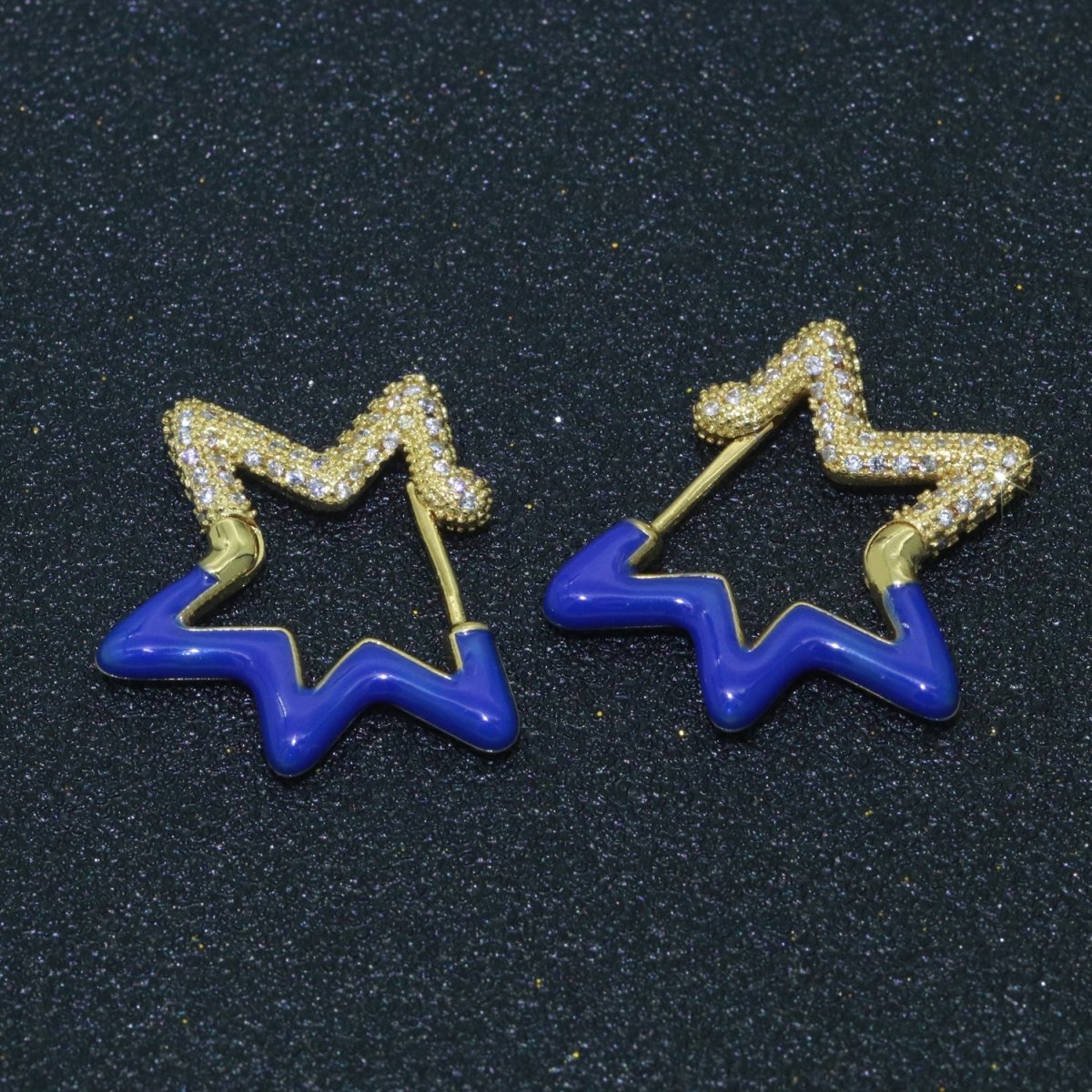 Colorful Hoop Earrings Star Shape Earrings for Women Teen Girls Trendy Y2k Earrings Cute Candy Micro Pave Hoop Earrings for Jewelry Gifts T-102