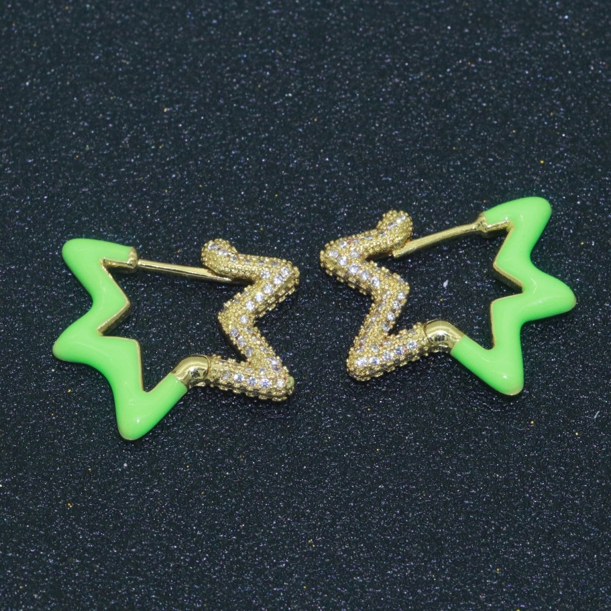 Colorful Hoop Earrings Star Shape Earrings for Women Teen Girls Trendy Y2k Earrings Cute Candy Micro Pave Hoop Earrings for Jewelry Gifts T-102