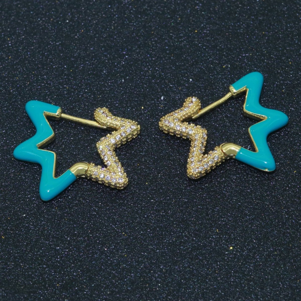 Colorful Hoop Earrings Star Shape Earrings for Women Teen Girls Trendy Y2k Earrings Cute Candy Micro Pave Hoop Earrings for Jewelry Gifts T-102