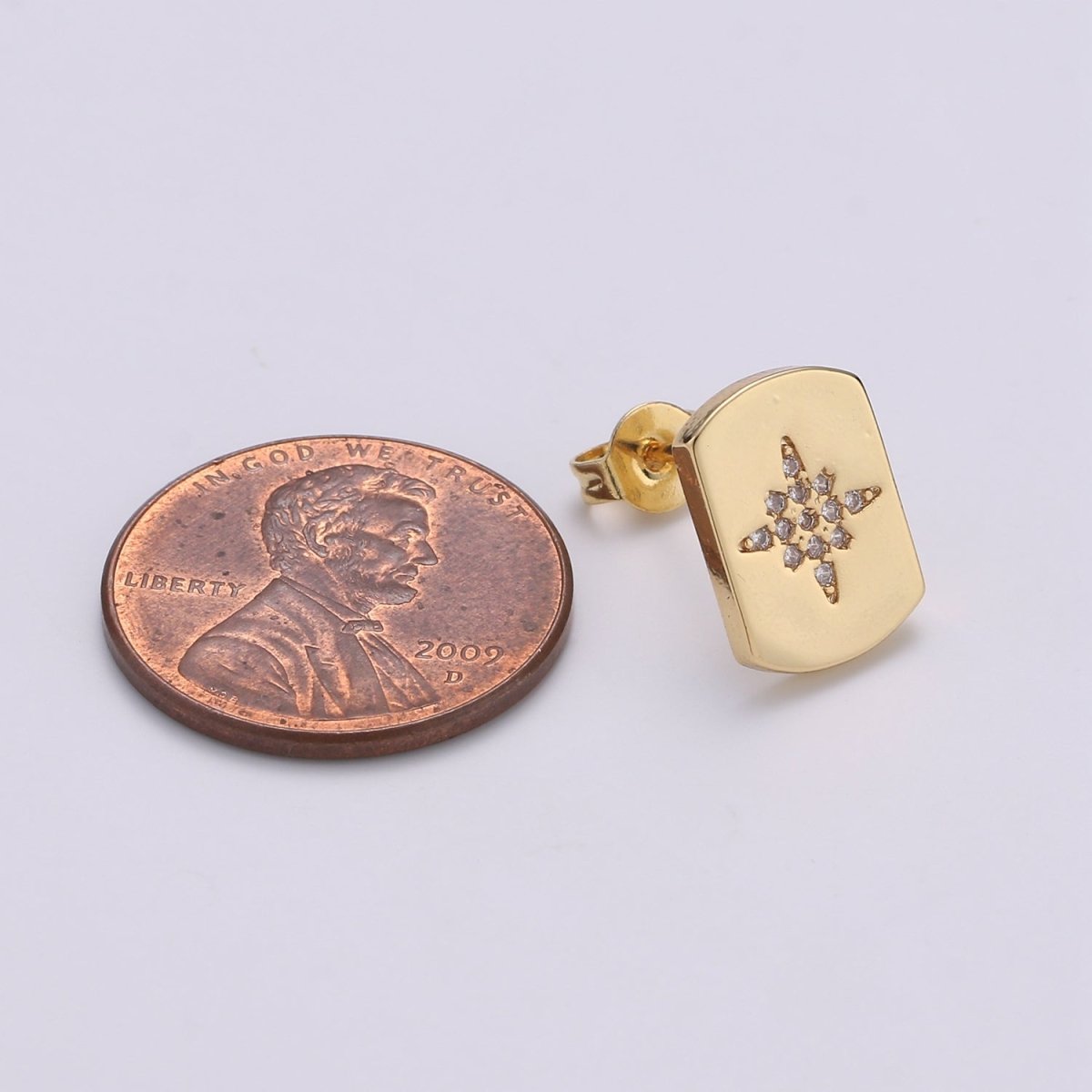 Crystal Star Flower Ornament on Golden Square Studs Earrings CZ Geometric Square Rectangle Shape Casual/Formal Daily Wear Earring Jewelry Q-256
