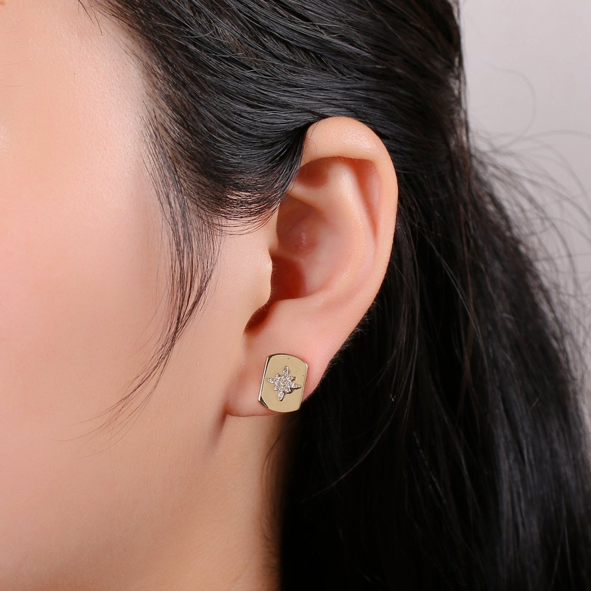 Crystal Star Flower Ornament on Golden Square Studs Earrings CZ Geometric Square Rectangle Shape Casual/Formal Daily Wear Earring Jewelry Q-256