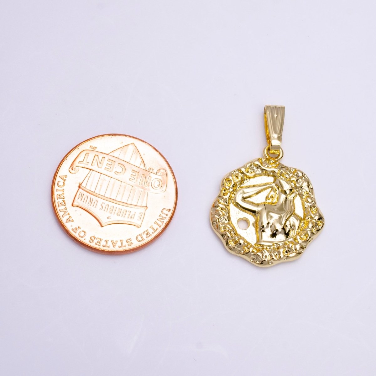 Dainty Cameo Pendant Abstract Rustic Woman Charm AA-748