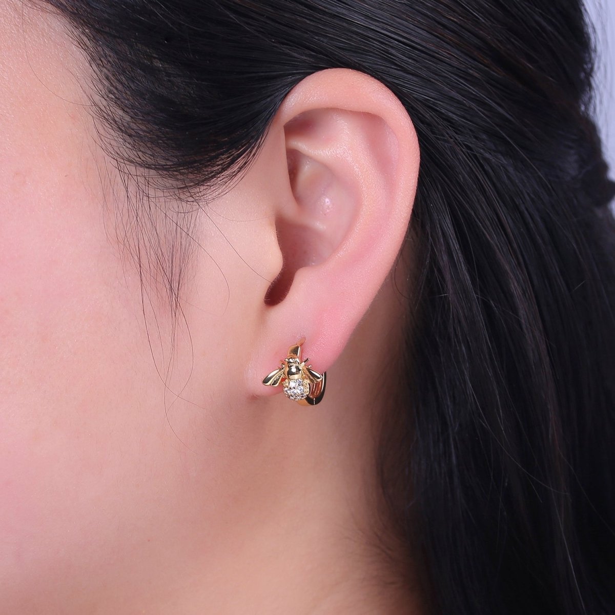 Dainty Gold Bee Hoop Earring 14mm Huggie Bumble Bee Earring V-137