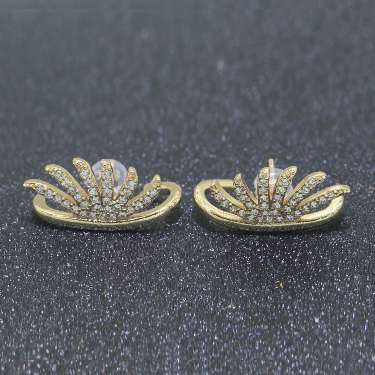 Dainty Gold Eye Lash Stud CZ Earring T-051