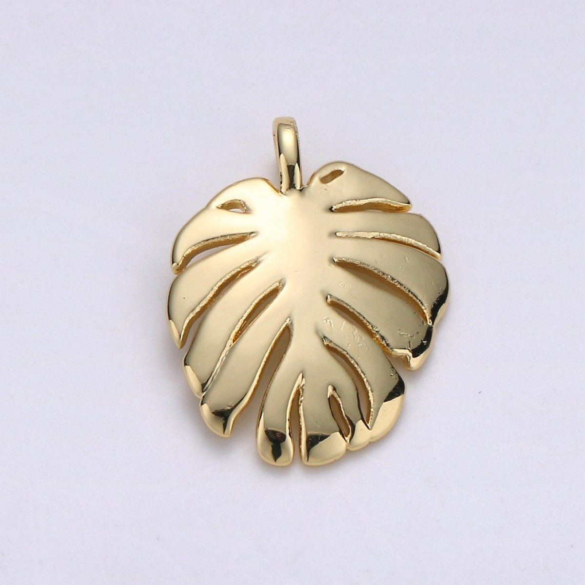Dainty Gold Filled Leaf D-900