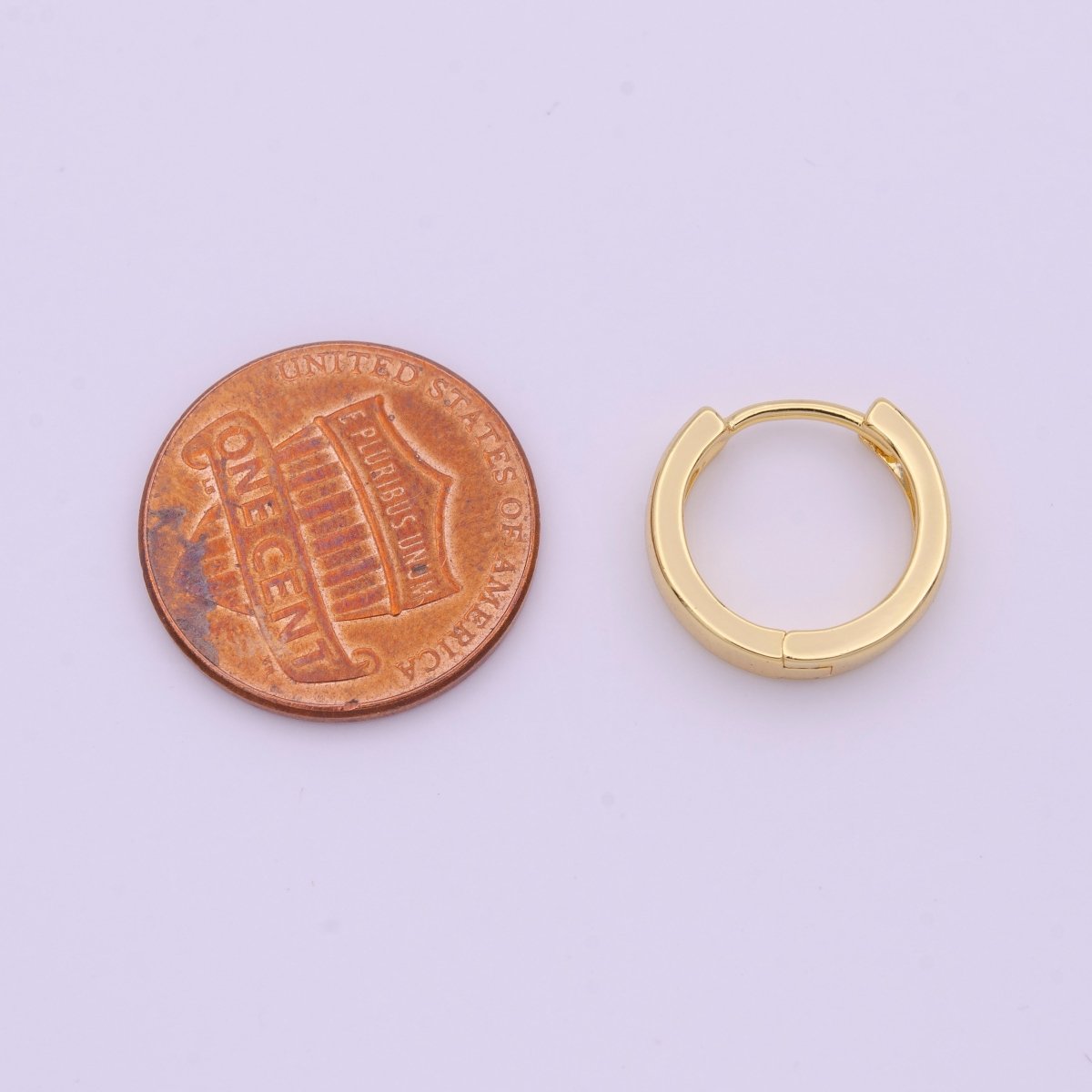 Dainty Gold Huggie Earring Simple Minimalist 14mm Hoop Earring AD-169