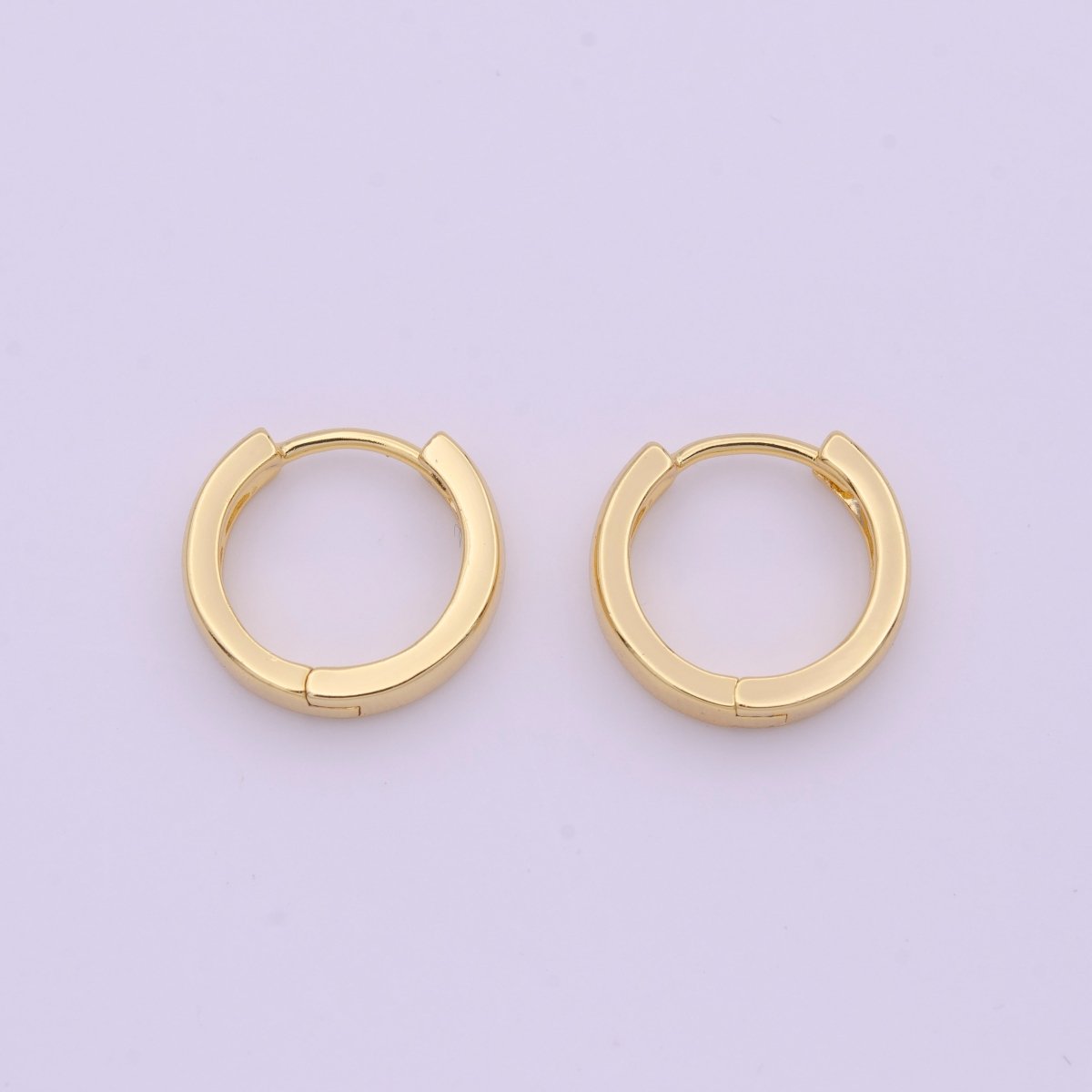Dainty Gold Huggie Earring Simple Minimalist 14mm Hoop Earring AD-169