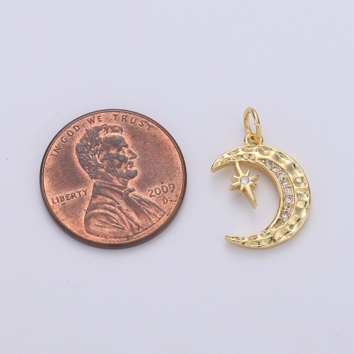 Dainty Hammered Crescent Moon Pendant, Rustic Look Moon Charm Celestial Charm in 14k gold filled for Necklace Earring Supply Component | D-276