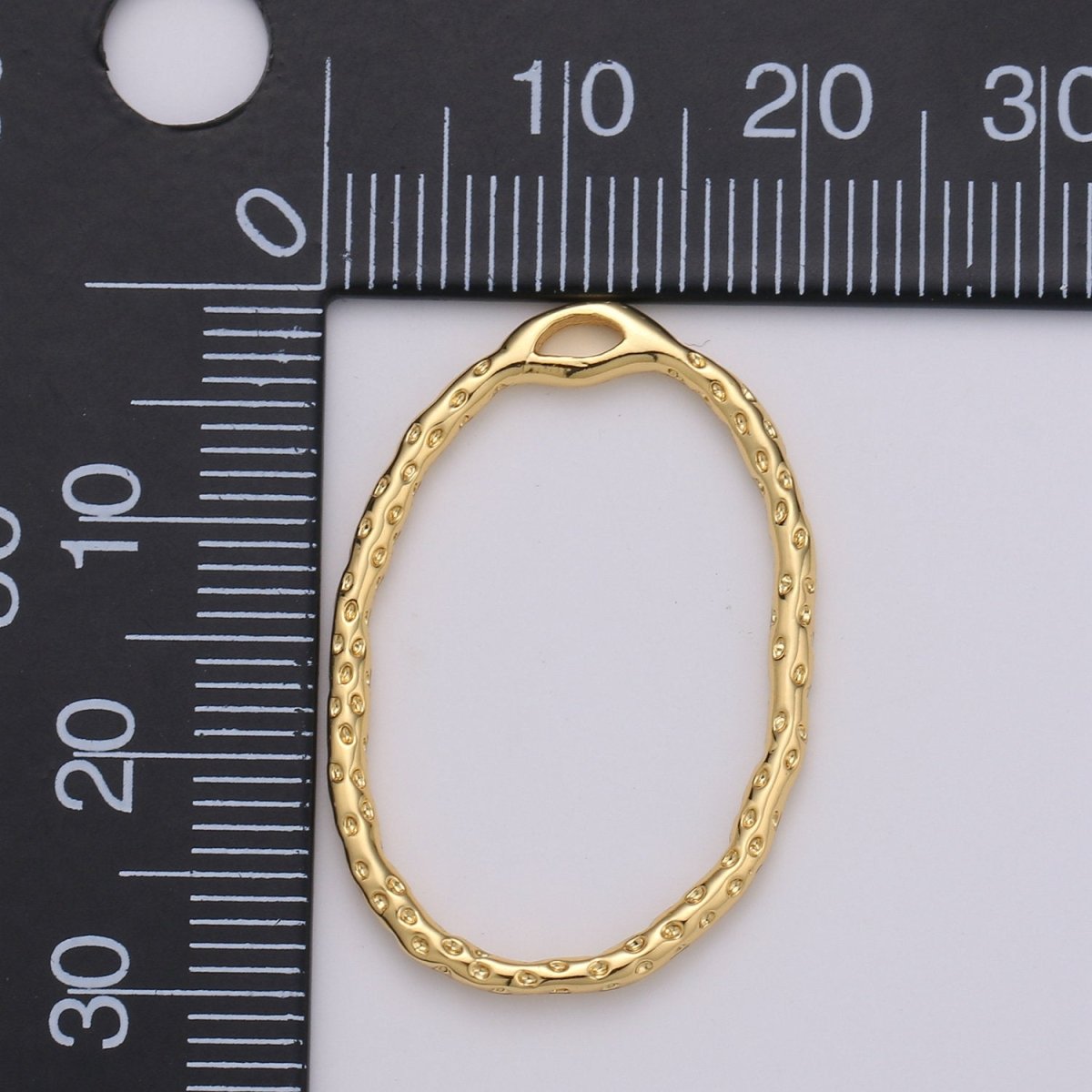 Dainty Hammered Oval Pendant, Round Charm 14k Gold filled for Earring Necklace Supply K-898