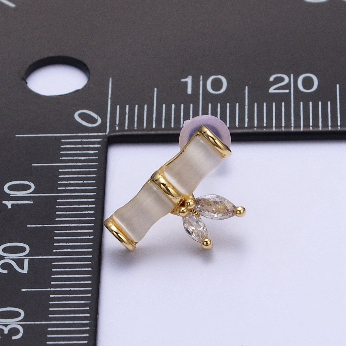 Dainty Marquise Cubic Zirconia White Cats Eye Bamboo Stud Earrings | AD-153