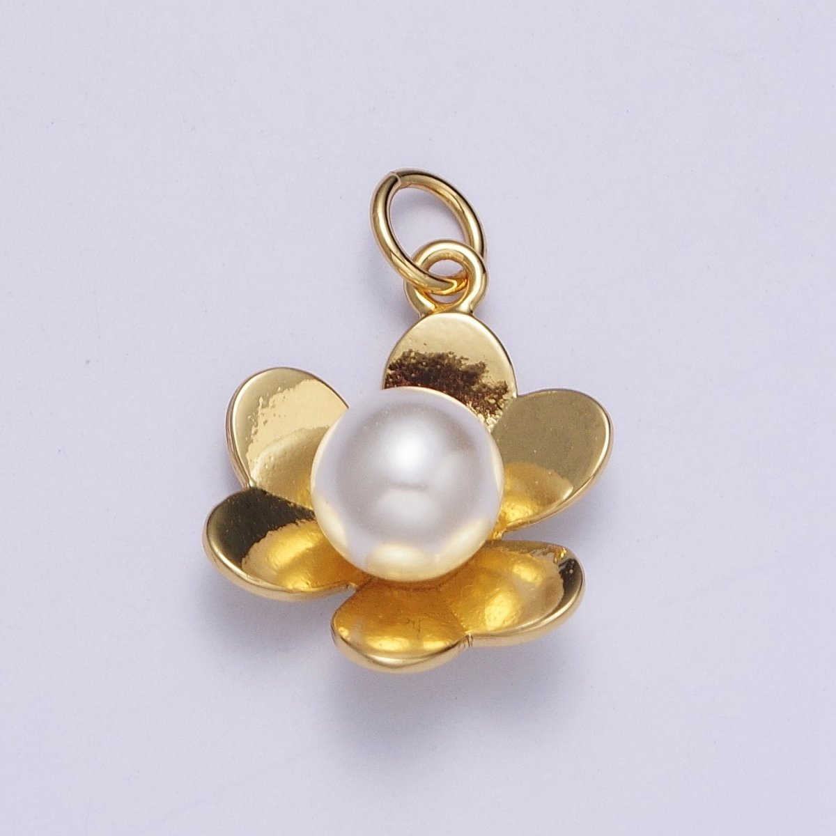 Dainty Minimalist Daisy Flower Charm, Small Simple Gold Daisy Flower For Earring Bracelet Necklace Jewelry Making AG-129