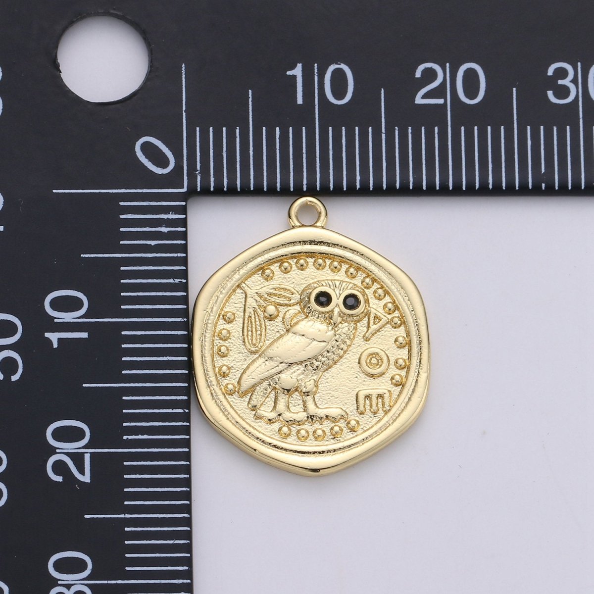 Dainty Owl Medallion Coin Pendant Gold Filled Round Owl Charm Owl Medallion Bird Pendant Charms 22x18mm C-909