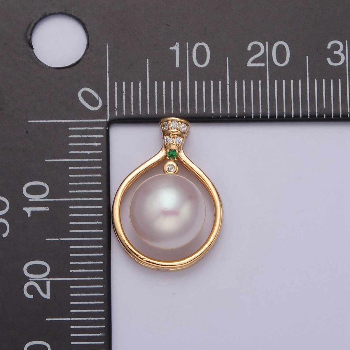 Dainty Round Genuine Shell Pearl Pendant Minimalist Bridal Wedding Jewelry I-028