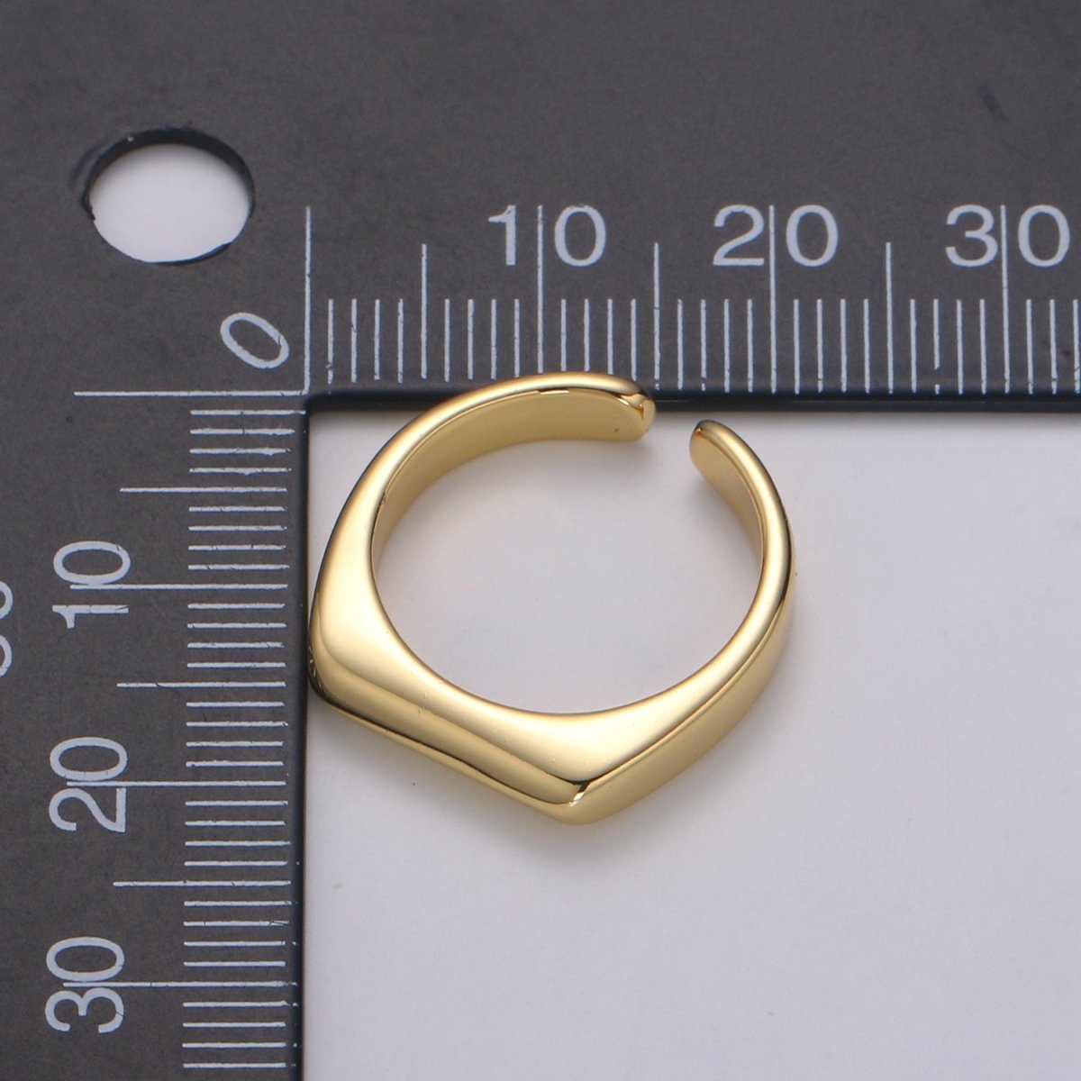 Dainty Signet ring - Square signet - Minimalist gold ring - Signet gold- Stack ring - Dainty Open ring - Size 6 gold ring