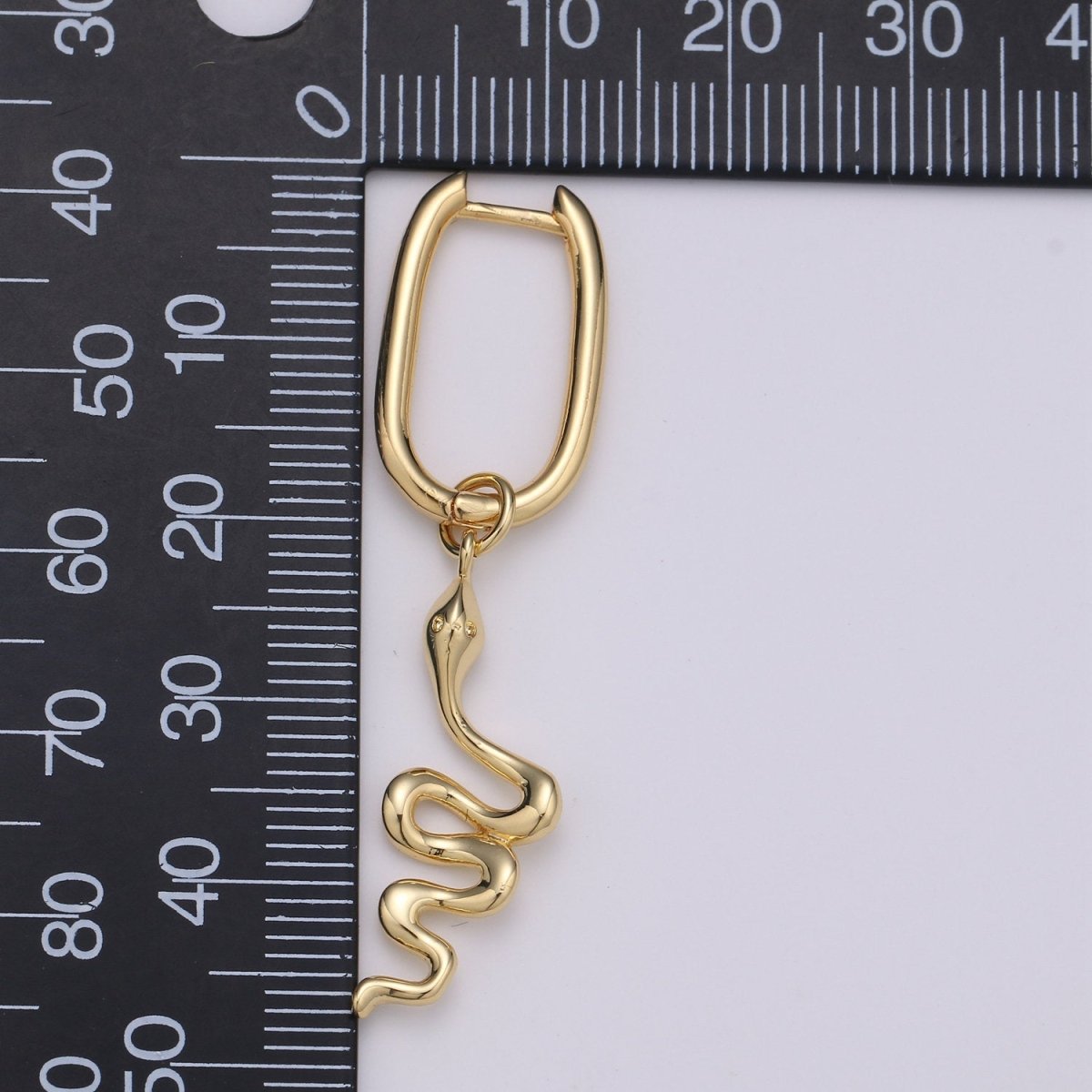 Dainty Snake Hoop Earrings,Dangle Snake Earrings,Minimalist Snake Shaped Earrings, Gold Snake Hoops,Gold Snake Hoops,Snake Earring Q-132